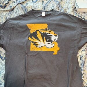 Mizzou 2X Gray Graphic T-Shirt
